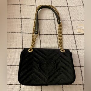 Velvet quilted bag